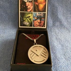 Marvel necklace stainless steel NIB